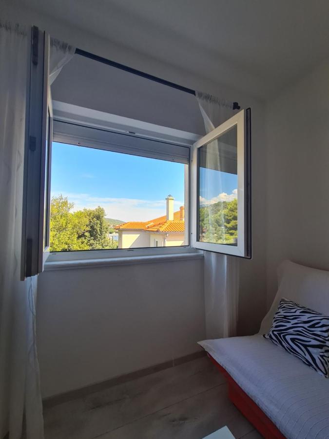 Apartman Karmen Barbat na Rabu المظهر الخارجي الصورة