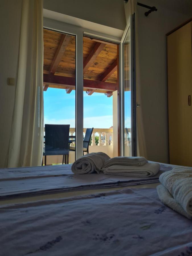 Apartman Karmen Barbat na Rabu المظهر الخارجي الصورة